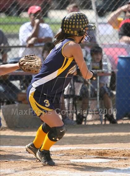 Thumbnail 2 in Gloucester City vs Saddle Brook (NJSIAA Public Finals) photogallery.