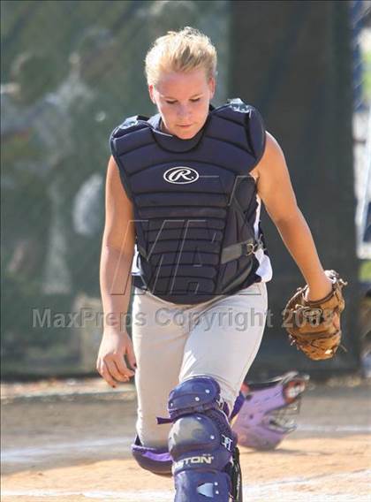 Thumbnail 1 in Gloucester City vs Saddle Brook (NJSIAA Public Finals) photogallery.
