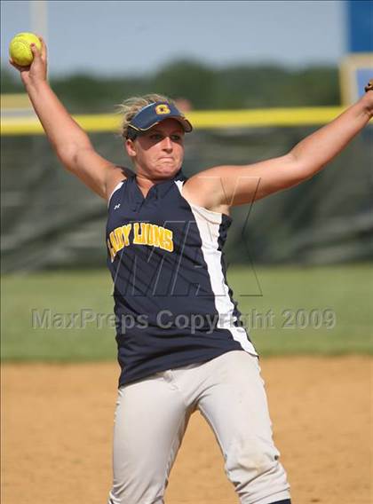 Thumbnail 2 in Gloucester City vs Saddle Brook (NJSIAA Public Finals) photogallery.