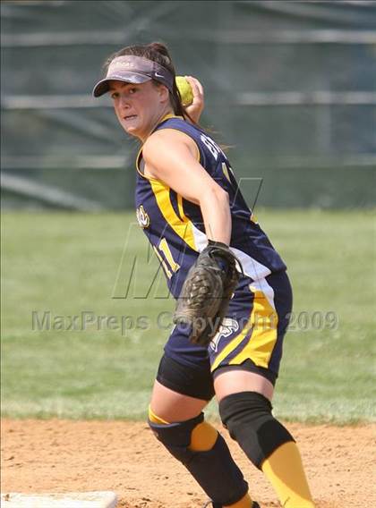 Thumbnail 3 in Gloucester City vs Saddle Brook (NJSIAA Public Finals) photogallery.