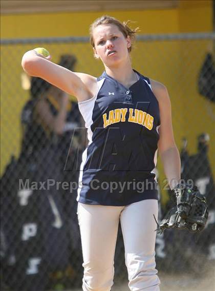 Thumbnail 1 in Gloucester City vs Saddle Brook (NJSIAA Public Finals) photogallery.