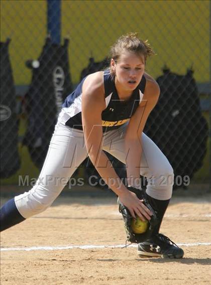 Thumbnail 2 in Gloucester City vs Saddle Brook (NJSIAA Public Finals) photogallery.