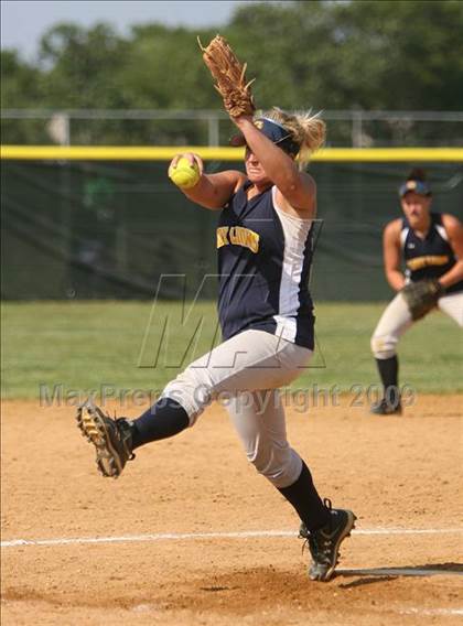 Thumbnail 3 in Gloucester City vs Saddle Brook (NJSIAA Public Finals) photogallery.