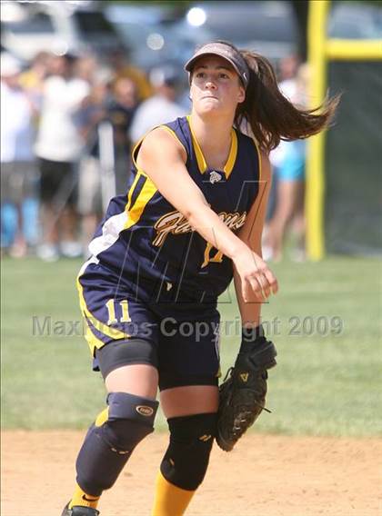 Thumbnail 2 in Gloucester City vs Saddle Brook (NJSIAA Public Finals) photogallery.