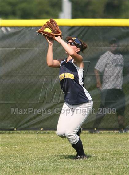 Thumbnail 1 in Gloucester City vs Saddle Brook (NJSIAA Public Finals) photogallery.
