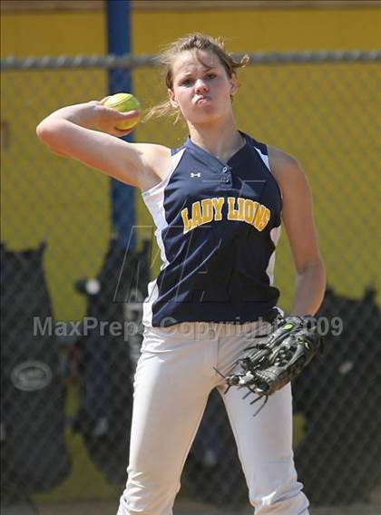 Thumbnail 3 in Gloucester City vs Saddle Brook (NJSIAA Public Finals) photogallery.