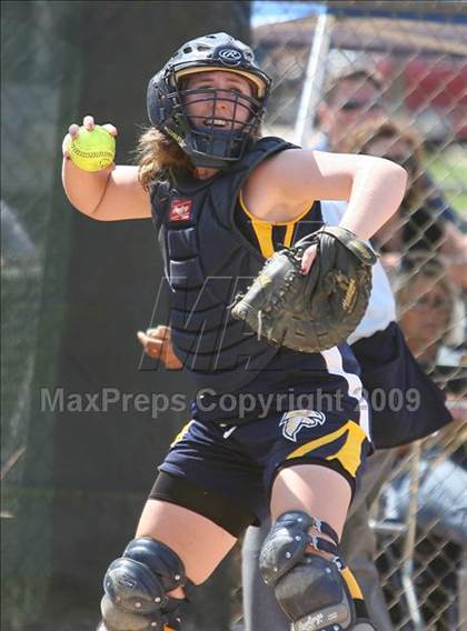 Thumbnail 1 in Gloucester City vs Saddle Brook (NJSIAA Public Finals) photogallery.