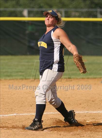 Thumbnail 2 in Gloucester City vs Saddle Brook (NJSIAA Public Finals) photogallery.