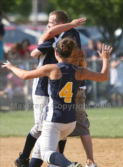 Thumbnail 2 in Gloucester City vs Saddle Brook (NJSIAA Public Finals) photogallery.