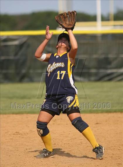 Thumbnail 2 in Gloucester City vs Saddle Brook (NJSIAA Public Finals) photogallery.