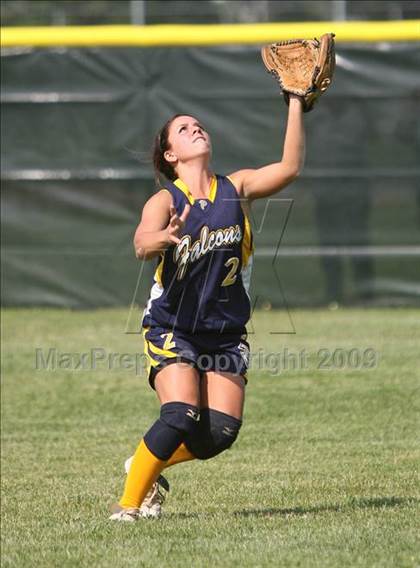 Thumbnail 3 in Gloucester City vs Saddle Brook (NJSIAA Public Finals) photogallery.