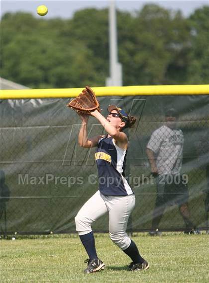Thumbnail 3 in Gloucester City vs Saddle Brook (NJSIAA Public Finals) photogallery.