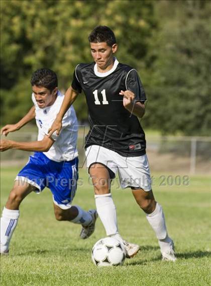 Thumbnail 2 in Atwater vs. Modesto (Spartans Classic) photogallery.