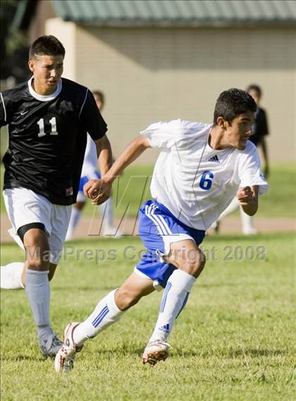 Thumbnail 1 in Atwater vs. Modesto (Spartans Classic) photogallery.