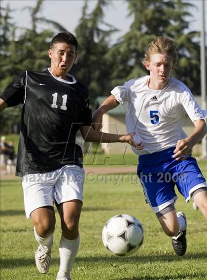 Thumbnail 1 in Atwater vs. Modesto (Spartans Classic) photogallery.