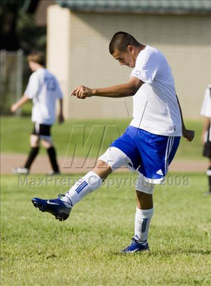 Thumbnail 1 in Atwater vs. Modesto (Spartans Classic) photogallery.