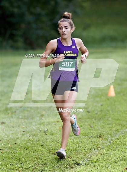 Thumbnail 3 in Herndon vs Langley (Monroe Parker Invitational) photogallery.
