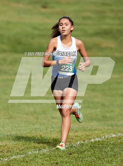Thumbnail 2 in Herndon vs Langley (Monroe Parker Invitational) photogallery.