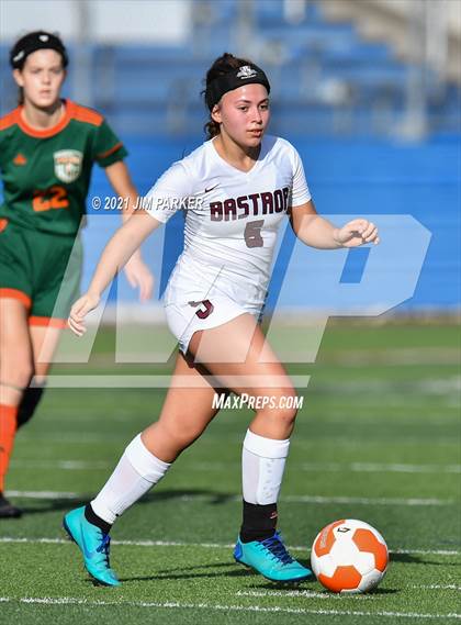 Thumbnail 2 in Gateway College Preparatory vs. Bastrop (Georgetown Governor's Cup) photogallery.