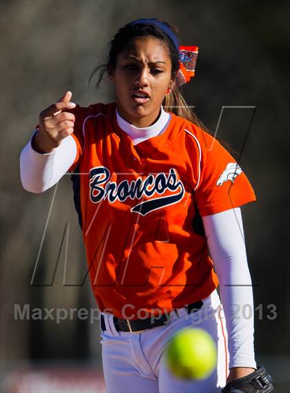Thumbnail 2 in Fort Bend Bush vs. Sweeny (1st Capitol Classic) photogallery.