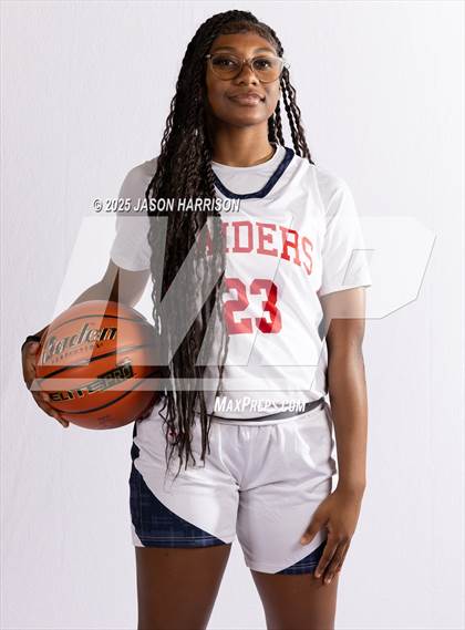Thumbnail 3 in Denton Ryan Lady Raiders (Team and Individual) photogallery.