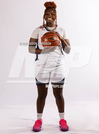 Thumbnail 2 in Denton Ryan Lady Raiders (Team and Individual) photogallery.