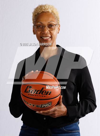 Thumbnail 1 in Denton Ryan Lady Raiders (Team and Individual) photogallery.