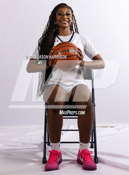Thumbnail 3 in Denton Ryan Lady Raiders (Team and Individual) photogallery.