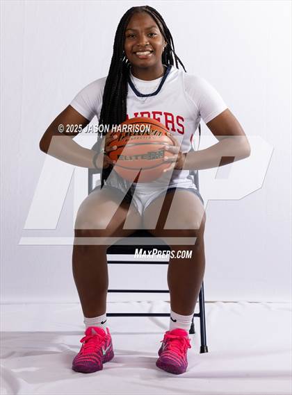 Thumbnail 1 in Denton Ryan Lady Raiders (Team and Individual) photogallery.
