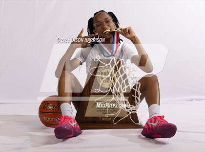 Thumbnail 1 in Denton Ryan Lady Raiders (Team and Individual) photogallery.