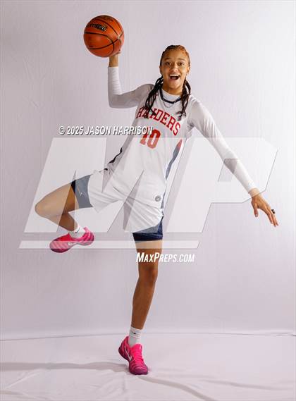 Thumbnail 3 in Denton Ryan Lady Raiders (Team and Individual) photogallery.