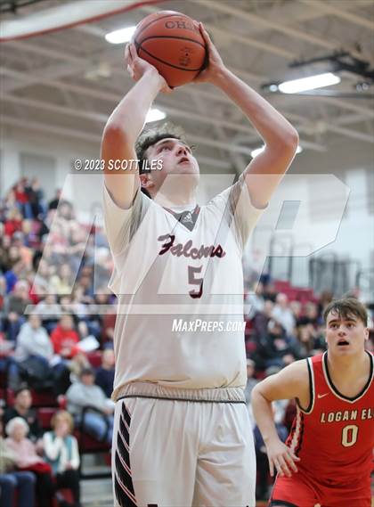 Thumbnail 3 in Logan Elm vs Fairfield Union (OHSAA D2 Sectional) photogallery.