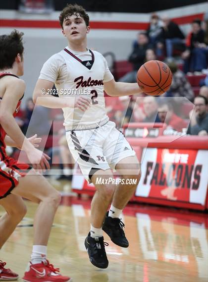 Thumbnail 2 in Logan Elm vs Fairfield Union (OHSAA D2 Sectional) photogallery.