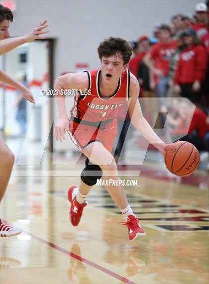 Thumbnail 1 in Logan Elm vs Fairfield Union (OHSAA D2 Sectional) photogallery.