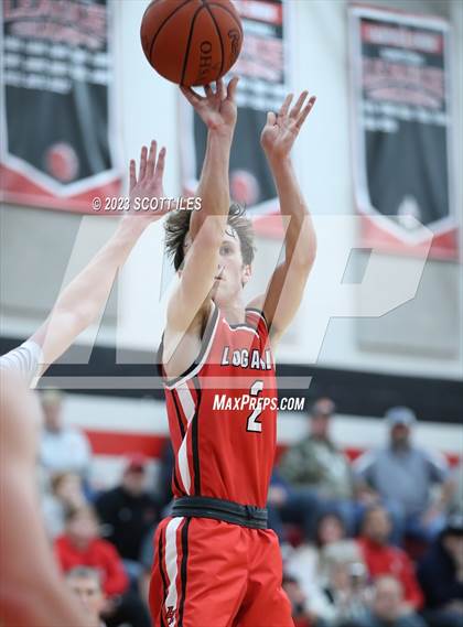Thumbnail 3 in Logan Elm vs Fairfield Union (OHSAA D2 Sectional) photogallery.