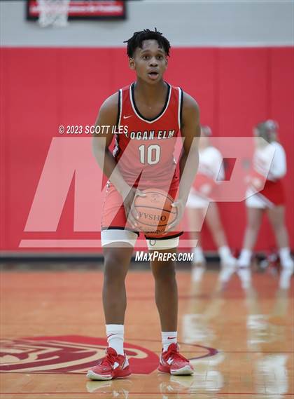 Thumbnail 2 in Logan Elm vs Fairfield Union (OHSAA D2 Sectional) photogallery.