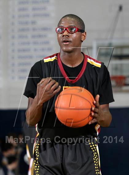 Thumbnail 3 in Highland vs. Maranatha (Lancers Hoops Showdown)  photogallery.