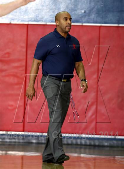 Thumbnail 2 in Highland vs. Maranatha (Lancers Hoops Showdown)  photogallery.