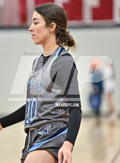Thumbnail 2 in Ralston Valley vs Chatfield photogallery.