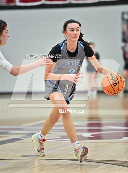 Thumbnail 3 in Ralston Valley vs Chatfield photogallery.