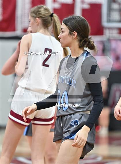 Thumbnail 3 in Ralston Valley vs Chatfield photogallery.