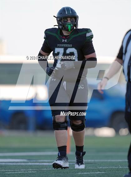 Thumbnail 3 in Pflugerville vs. Iowa Colony (UIL 5A Football Division II Region 3 Area Playoff) photogallery.