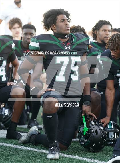 Thumbnail 2 in Pflugerville vs. Iowa Colony (UIL 5A Football Division II Region 3 Area Playoff) photogallery.