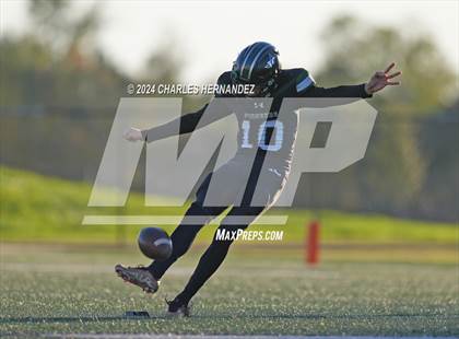 Thumbnail 1 in Pflugerville vs. Iowa Colony (UIL 5A Football Division II Region 3 Area Playoff) photogallery.