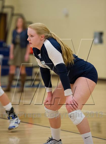 Thumbnail 2 in Castle View Vs. Valor Christian (JV) photogallery.