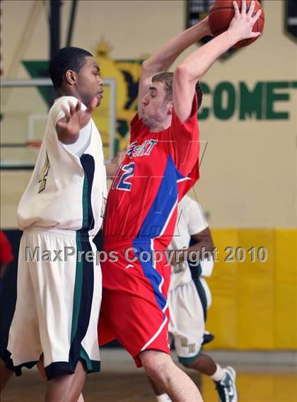 Thumbnail 1 in Fairport @ Rush-Henrietta photogallery.