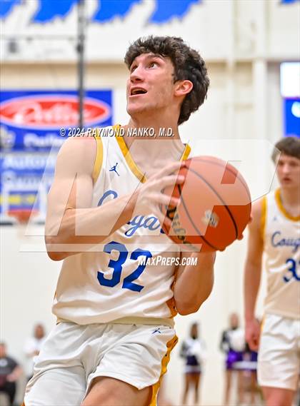 Thumbnail 3 in Muncie Central vs. Greenfield-Central (IHSAA 4A Section 9 Semifinal) photogallery.