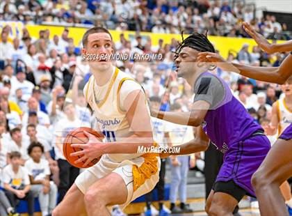 Thumbnail 2 in Muncie Central vs. Greenfield-Central (IHSAA 4A Section 9 Semifinal) photogallery.
