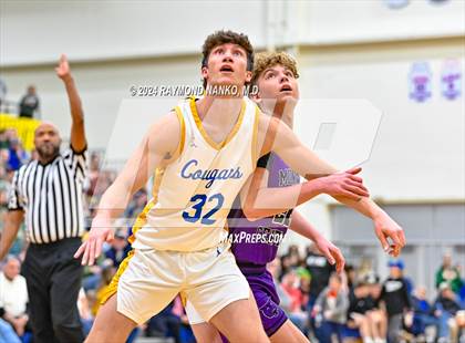 Thumbnail 2 in Muncie Central vs. Greenfield-Central (IHSAA 4A Section 9 Semifinal) photogallery.