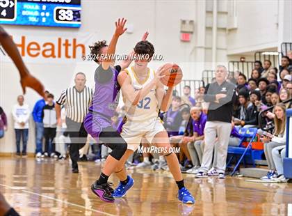 Thumbnail 2 in Muncie Central vs. Greenfield-Central (IHSAA 4A Section 9 Semifinal) photogallery.